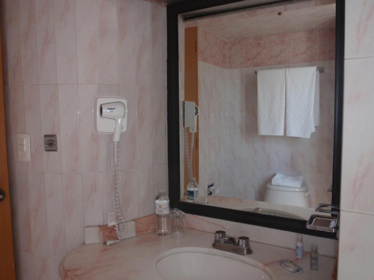 San Juan Cuautlancingo Hotel Plaza Las Fuentes מראה חיצוני תמונה